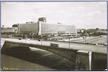 Bolshoy Moskvoretsky Bridge - Moscow